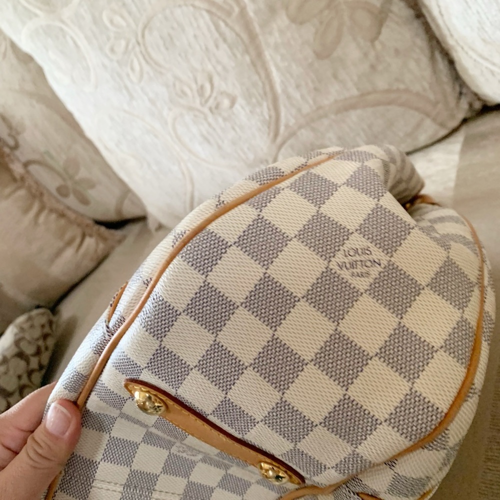 Louis Vuitton damier azur Checkered Shoulder Bag with Tan Accents - Picture 9 of 13